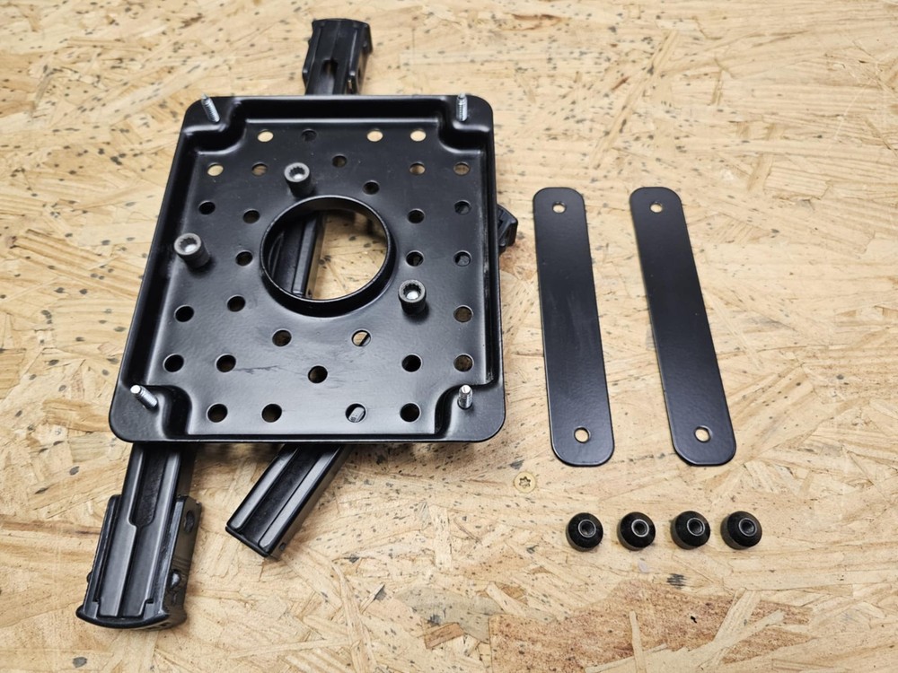 4 ARM Chief RPA Universal Projector Ceiling Mount Kit - Complete System