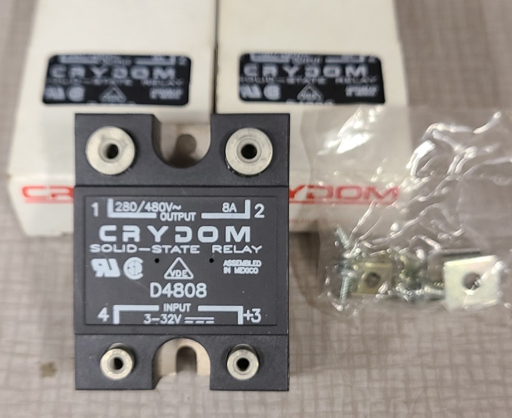 CRYDOM SOLID-DTATE RELAY D4808