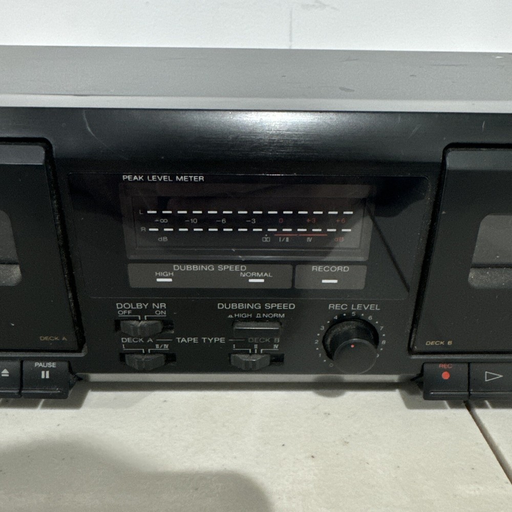 Sony TC-WE305 Stereo Dual Cassette Deck Tape Player Powers Up Untested