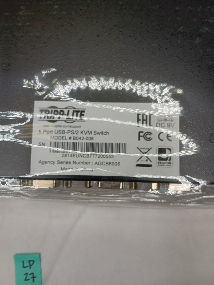 Tripp Lite 8-Port Rackmount USB / PS2 KVM Switch B042-008