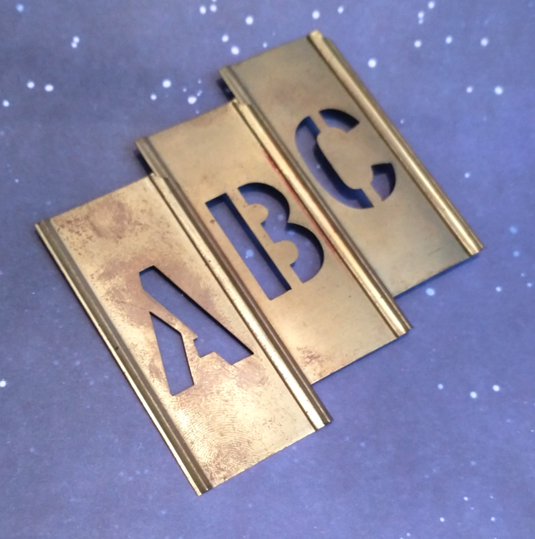 Vintage Reese's Adjustable Lockedge Brass Stencils 1" Gothic Letters Set