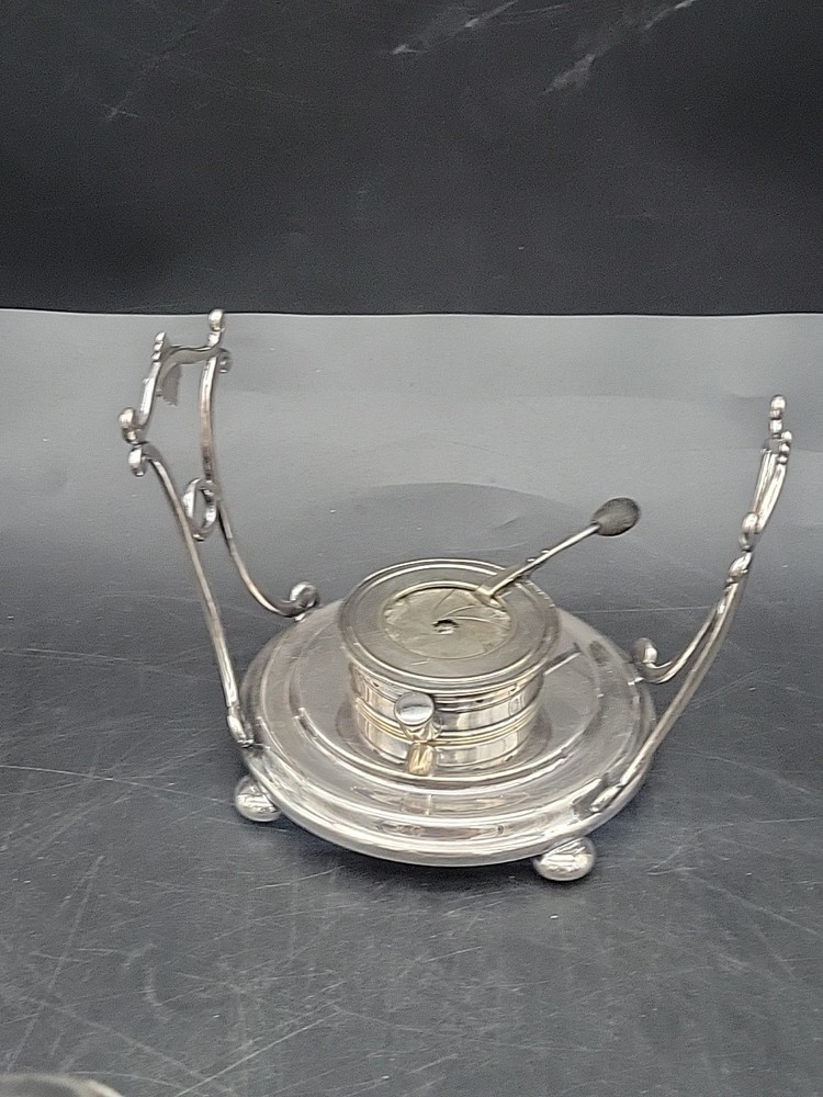 ANTIQUE 1916 Gorham Manufacturing Co. silver-plated tipping tea pot