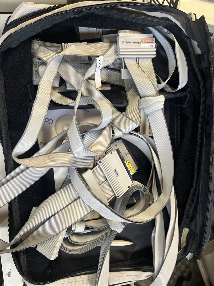 Agilent 16901A Logic Analysis System with Cables