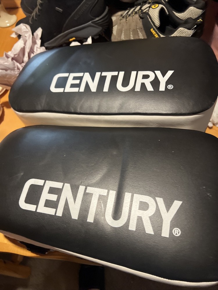 Century Tai Boxing Pads