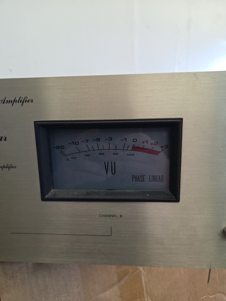 Phase Linear 400 Amplifier #2 See