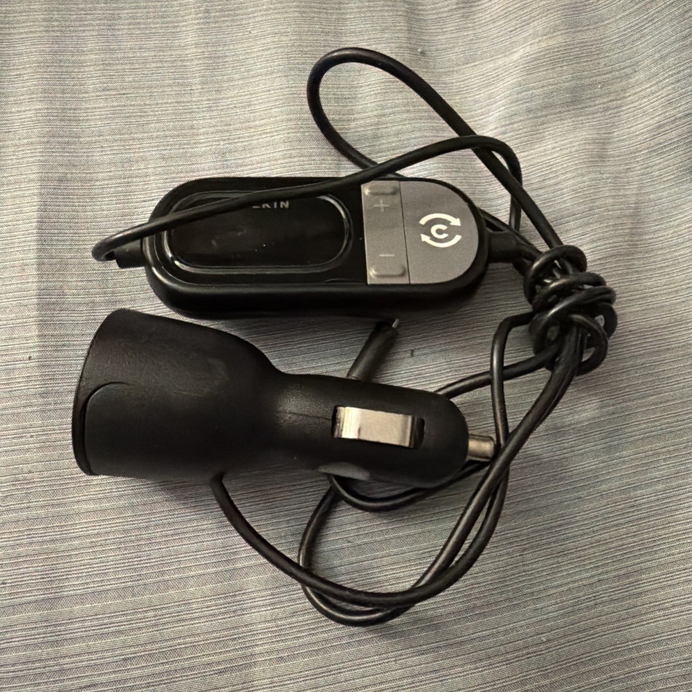 Belkin TuneCast Auto Universal Plus FM Transmitter F8Z439 - Free Shipping!