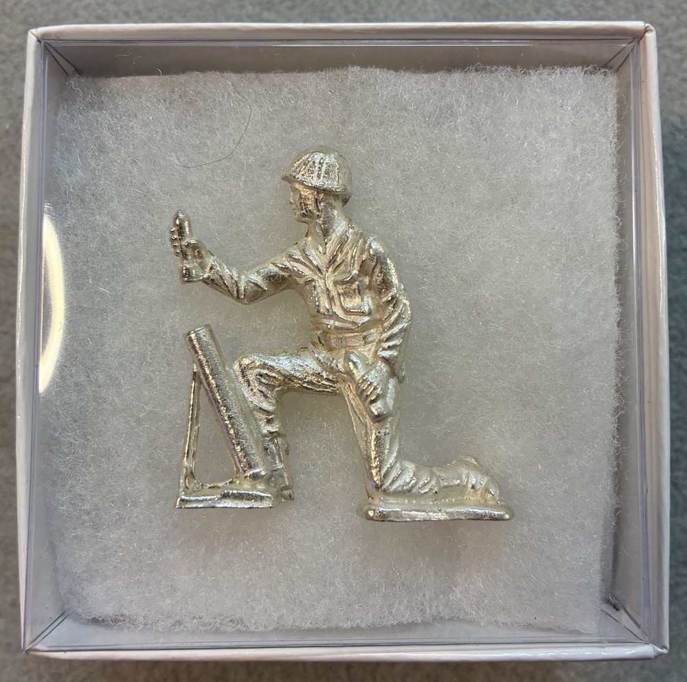 1.2+ oz Silver Army Man (Mortar)