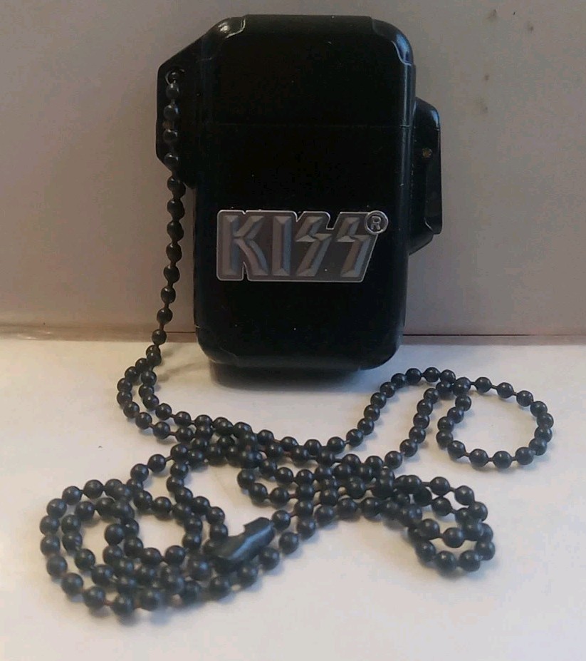 KISS GAS LIGHTER NEW KISS LOGO 2005 BUTANE
