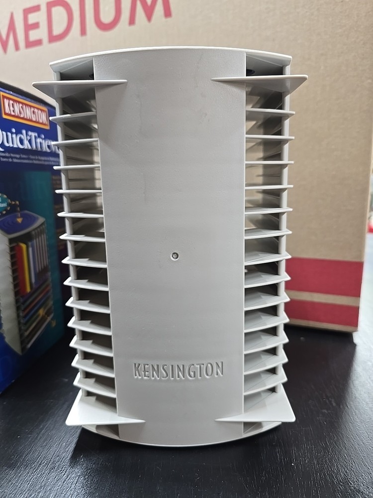 Kensington QuickTrieve Stackable Modular CD Storage Tower 16 Disk - CREAM - NIB