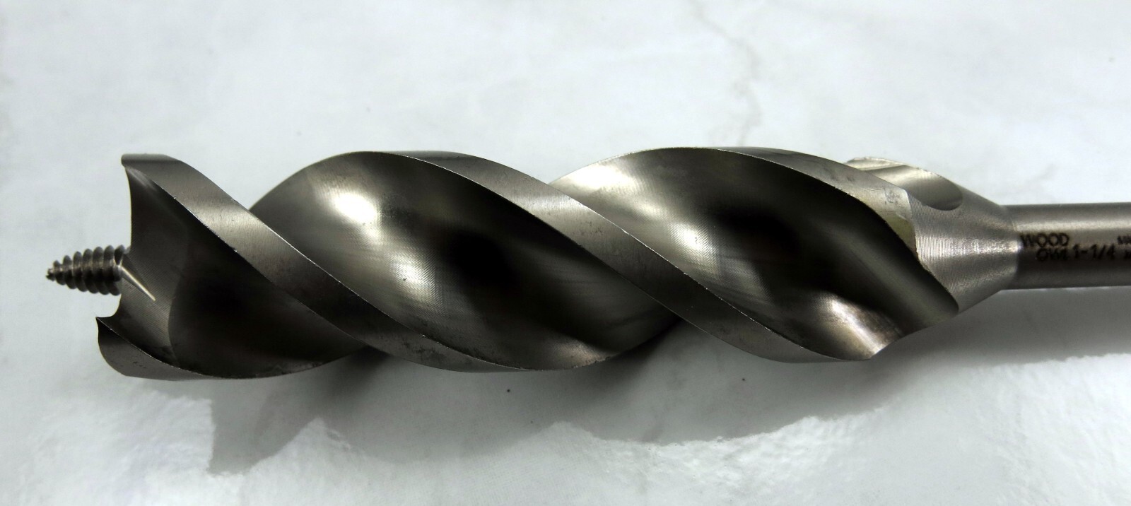 WoodOwl 09717 Tri-Cut 1-1/4-Inch by 7-1/2-Inch Ultra Smooth Wood Auger Bit