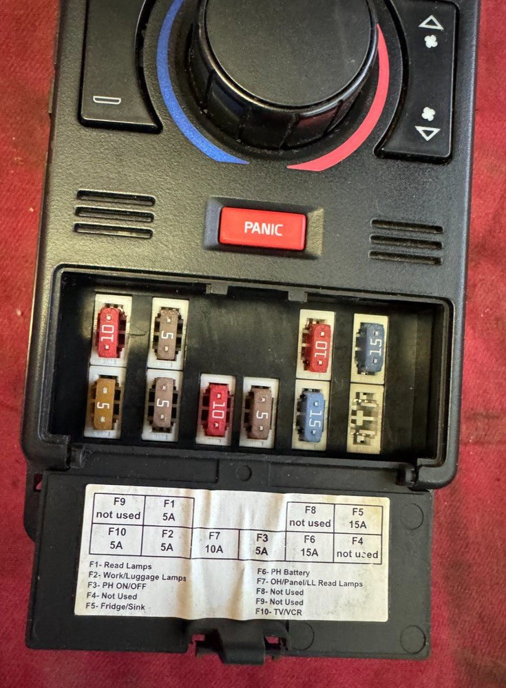 2014 Volvo 21693239 TEMPERATURE CONTROL SWITCH, SLEEPER , ALARM CLOCK, MENU