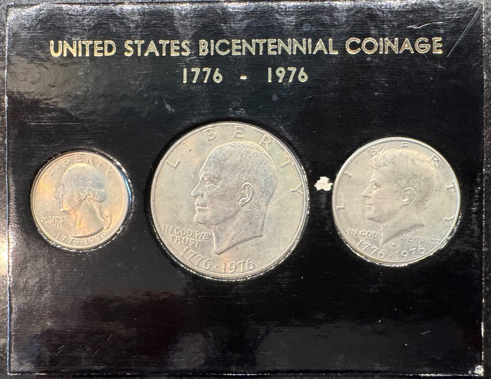 United States Bicentennial Coin Set - Dollar, Half Dollar and Quarter