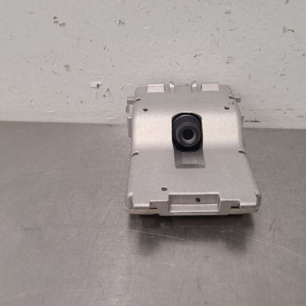 19 CHEVY SILVERADO 1500 FRONT FACING CAMERA WINDSHIELD MOUNTED 84568001