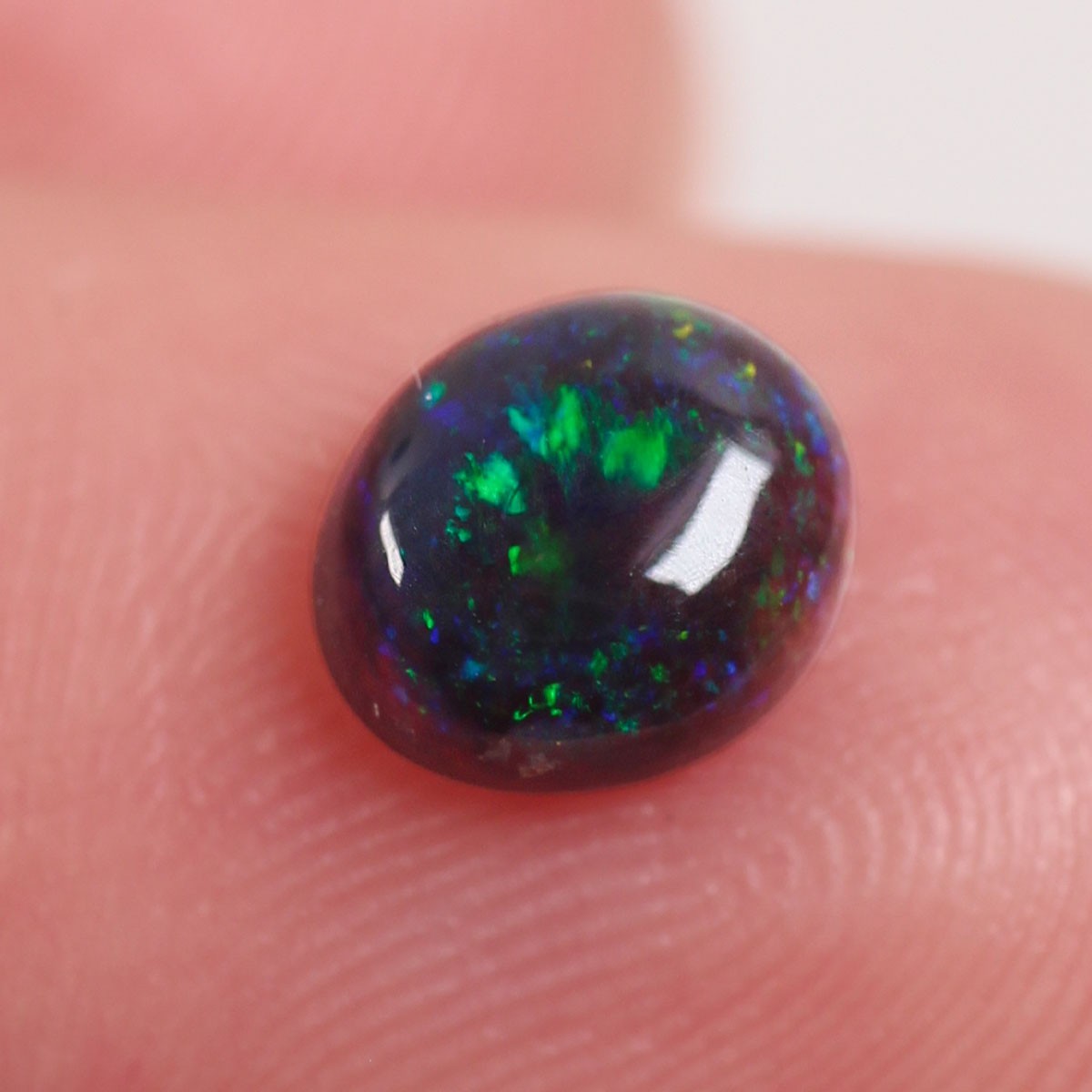 Natural Australian Black Opal 0.6 ct, Solid Lightning Ridge Opal 5.2 x 6.6 mm
