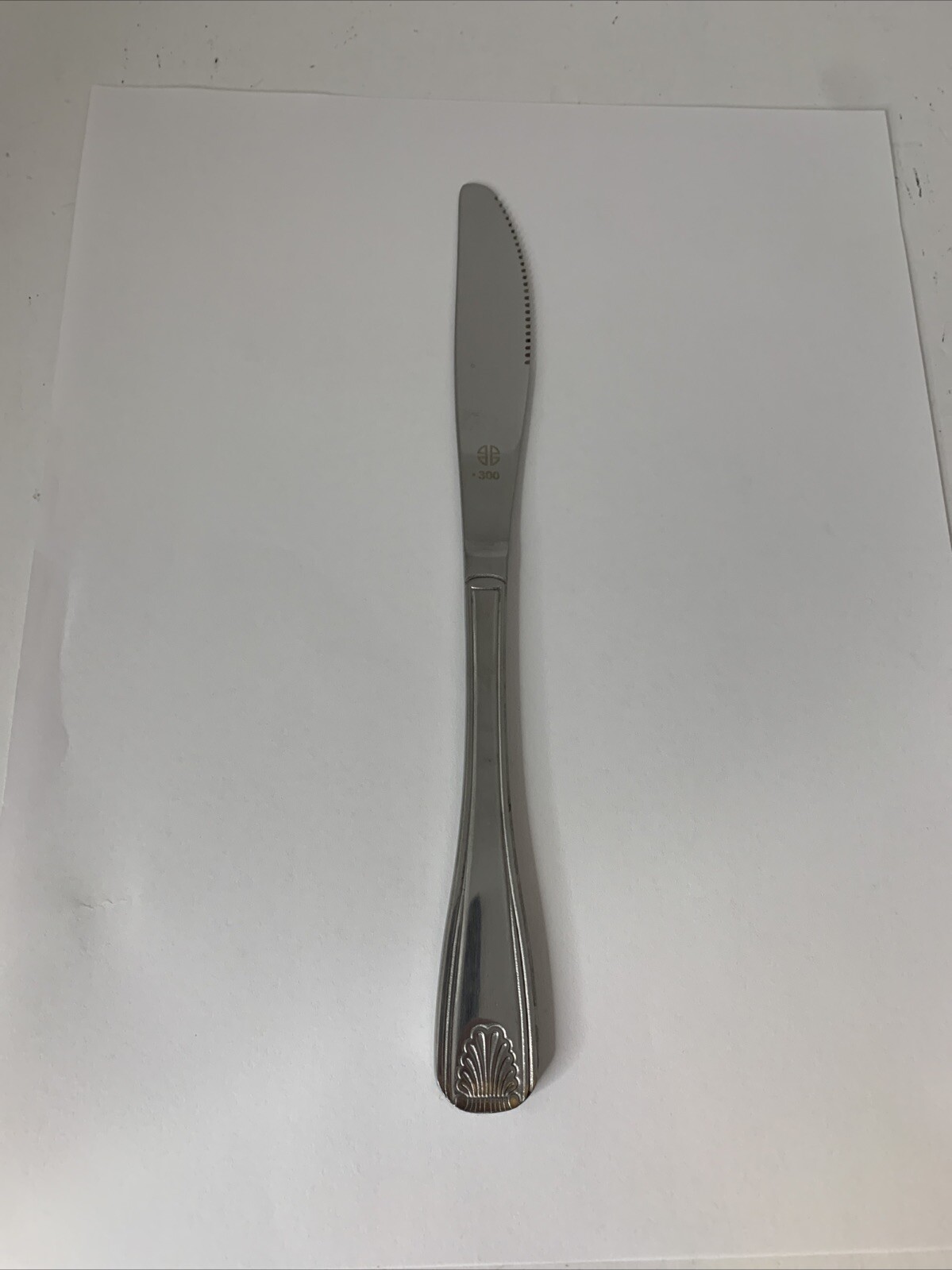 World Tableware 127 7922 Coral 8-3/4 Dinner Knife - Dozen"