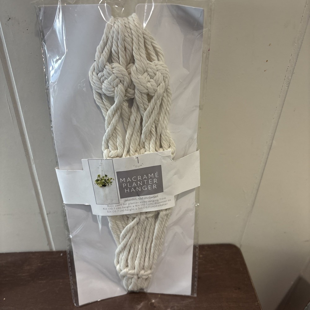 Macramé plant hanger Off white New