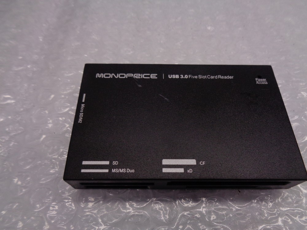 MONOPRICE USB 3.0 FIVE SLOT CARD READER NSNP