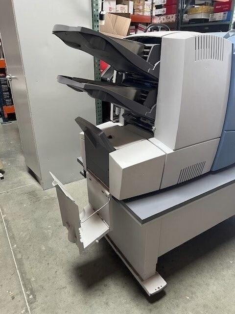 Pitney Bowes Di600 Folder/Inserter