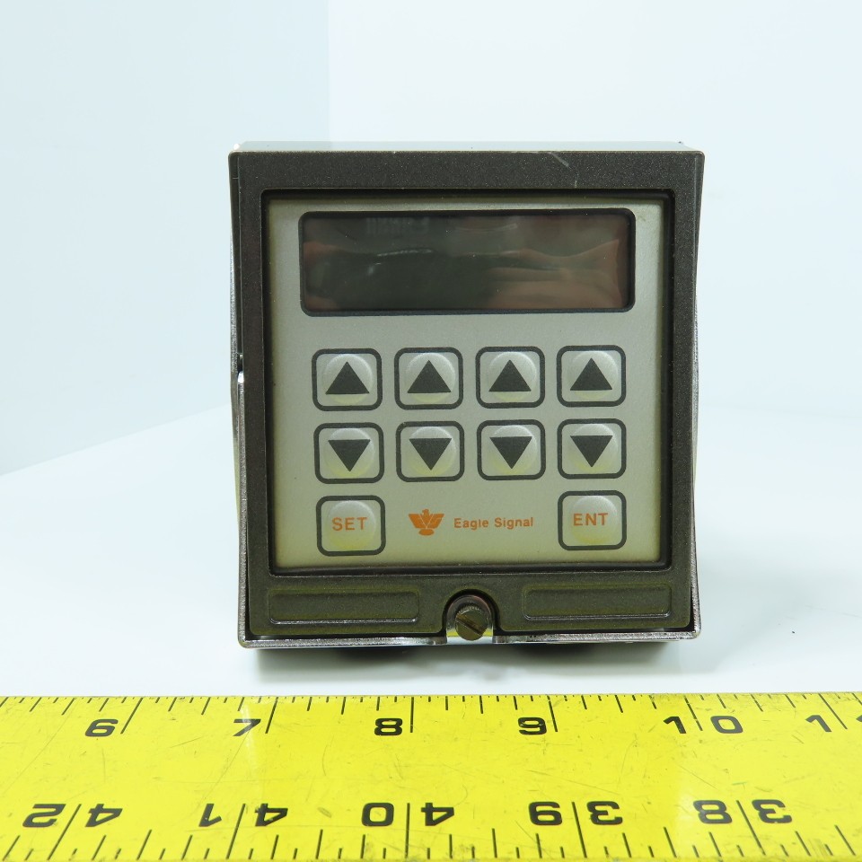 Eagle Signal CX302A6 Solid State Timer / Counter 120VAC