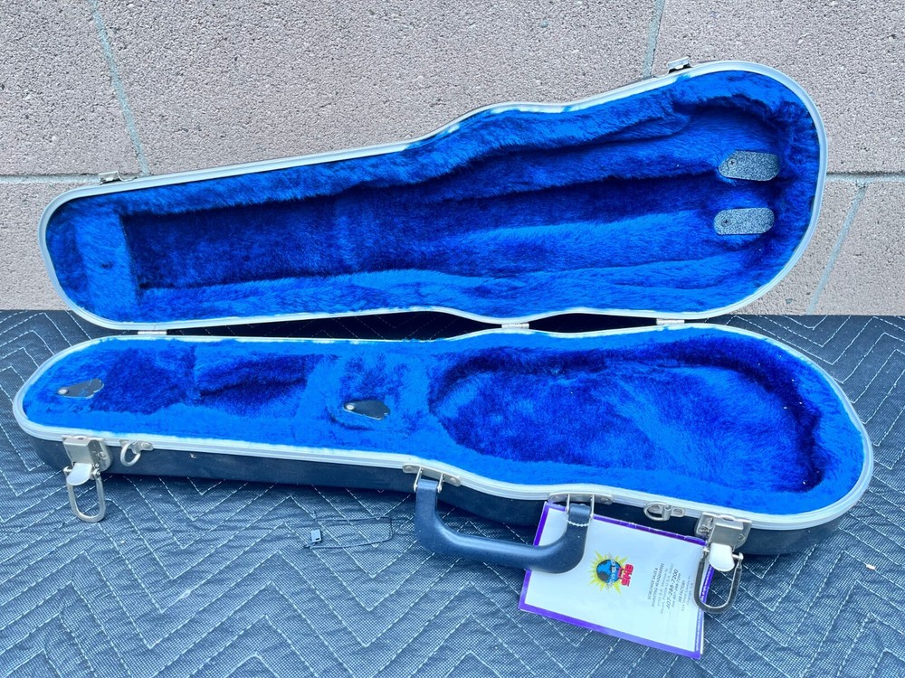 SKB212 1/2 Violin Case