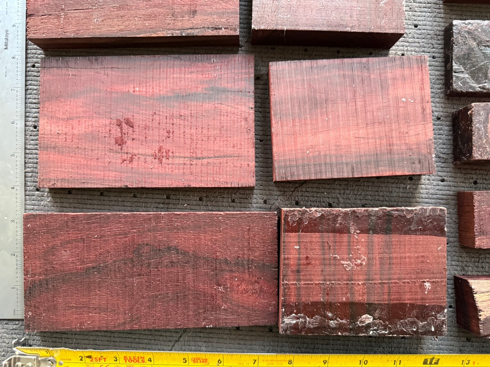 Bois de Rose 7 pounds box #19