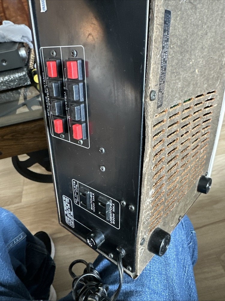 Marantz 1060B Integrated Stereo Amplifier