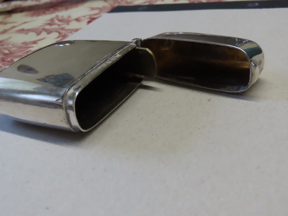 Large silver vesta case, Thomas Bishton, 1920