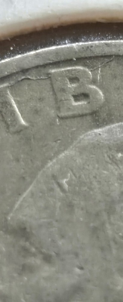 17pc Lot Washington Quarter Die Breaks / Cracks Errors OBV /REV