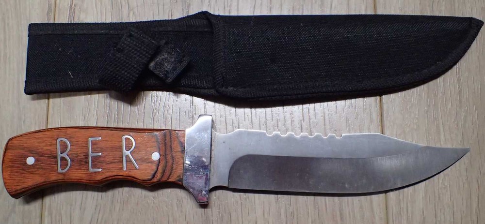 BER fixed blade knife with sheath UNUSED