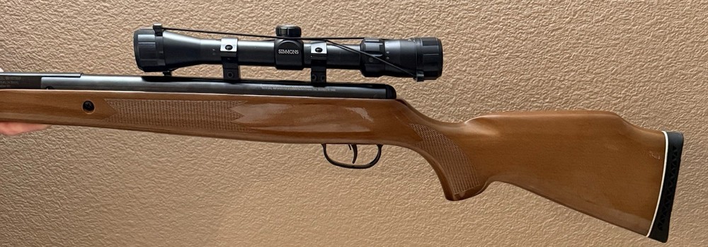 Benjamin Regal Pellet Rifle .177 CALIBER with Scope MINT