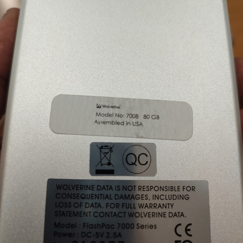 Wolverine FlashPac 7000 Series Data Storage 80GB With Box, CD & Manual