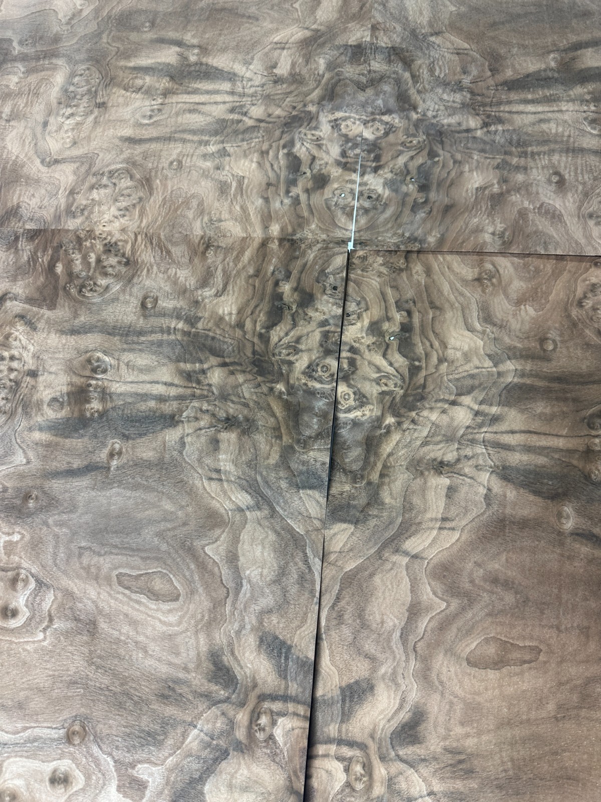 Walnut Burl Raw Wood Veneer 2 sheets 25'' x 23'' 916R