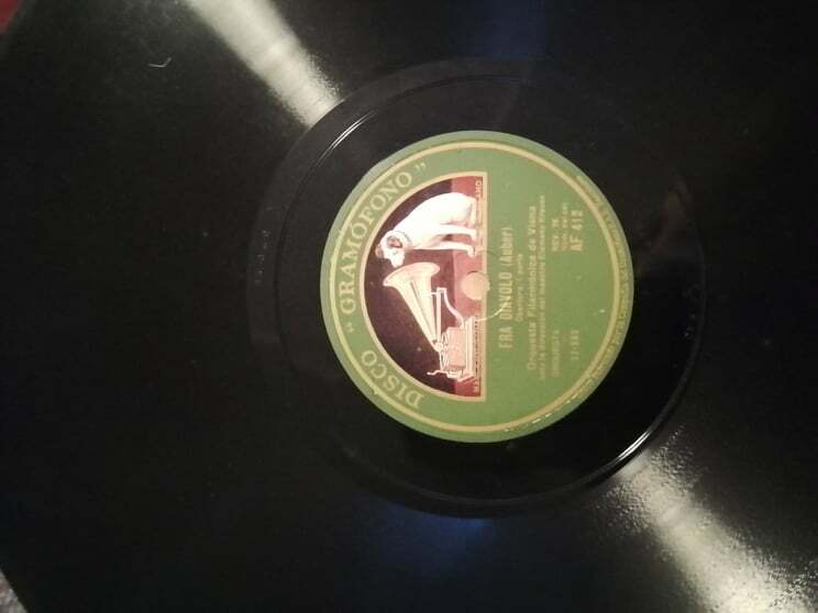 Gramophone disk - disco gramofono