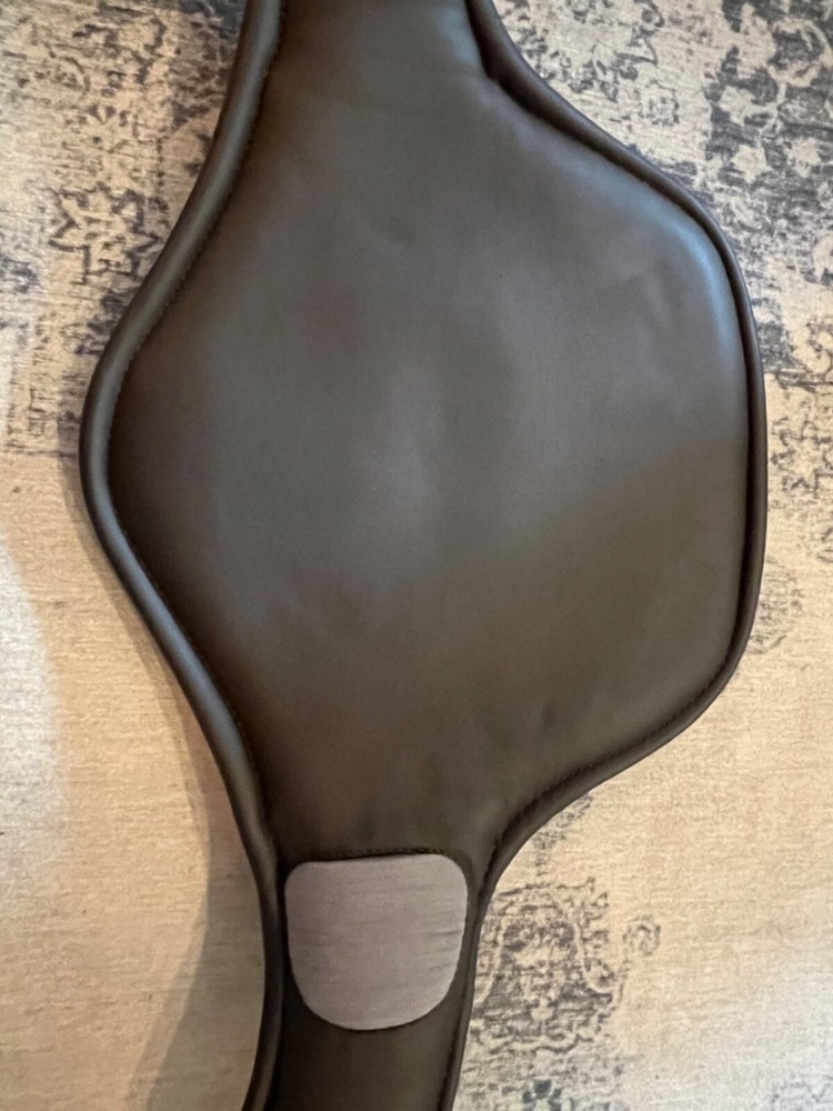Stubben 54" Equissence Belly Guard Stud Girth