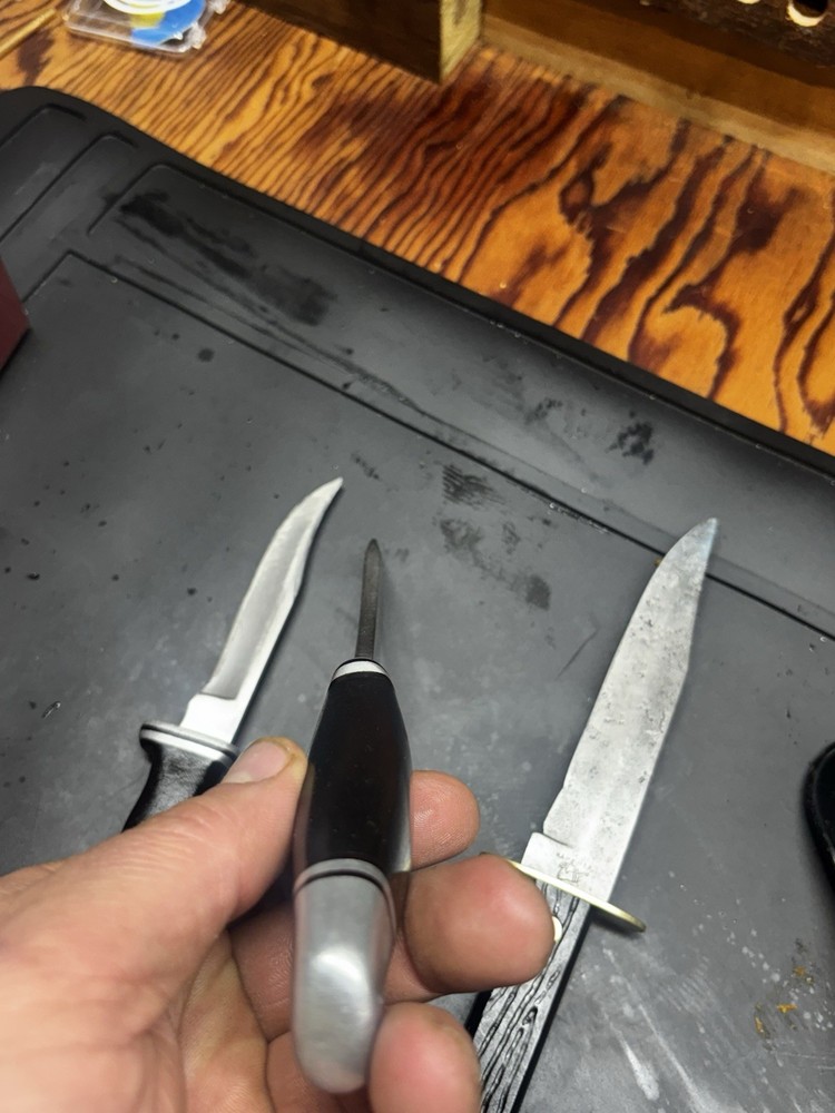 Vintage Predate Code Buck Knifes 102/103 Set Double Case!!