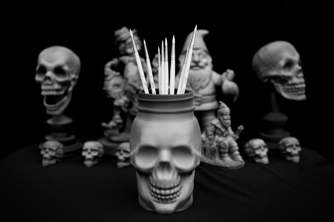 Ghost Miniature Paint Brush Set 8 Detail Paintbrushes & 3 Dry Brushes