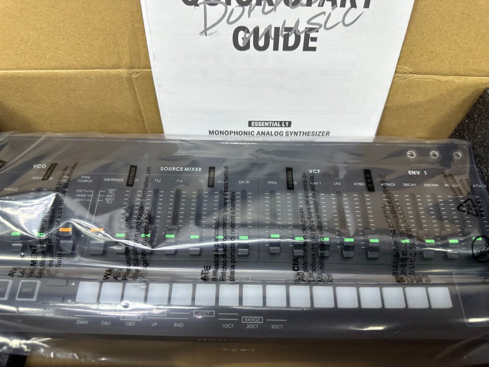 Donner ESSENTIAL L1 Synthesizer with 64-Step Sequencer, S2C Magnetic Modular Sys