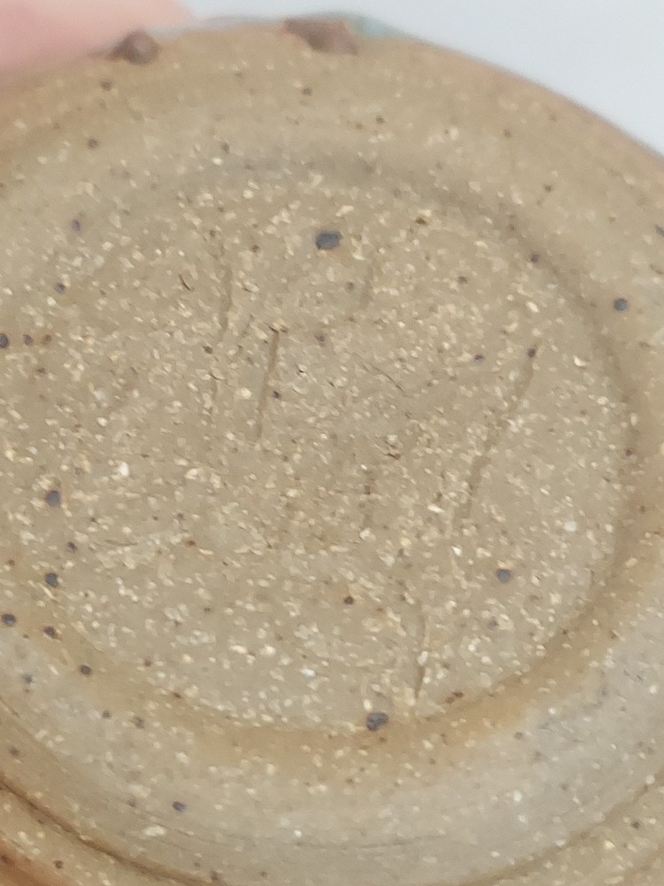 MCM Ceramic Medium Size Vase Featuring A Starfish Raised Art Work EUC