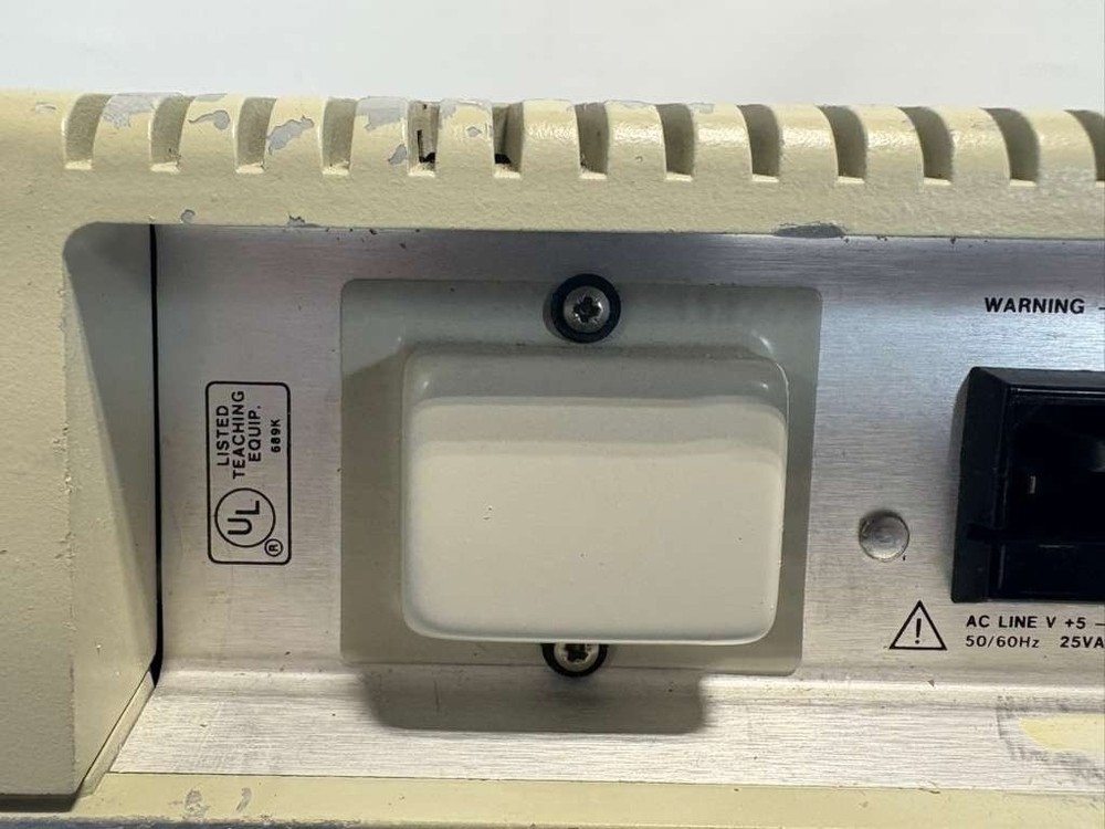 HP Hewlett-Packard 5035T Logic Lab Breadboard for Digital Circuit Experiments