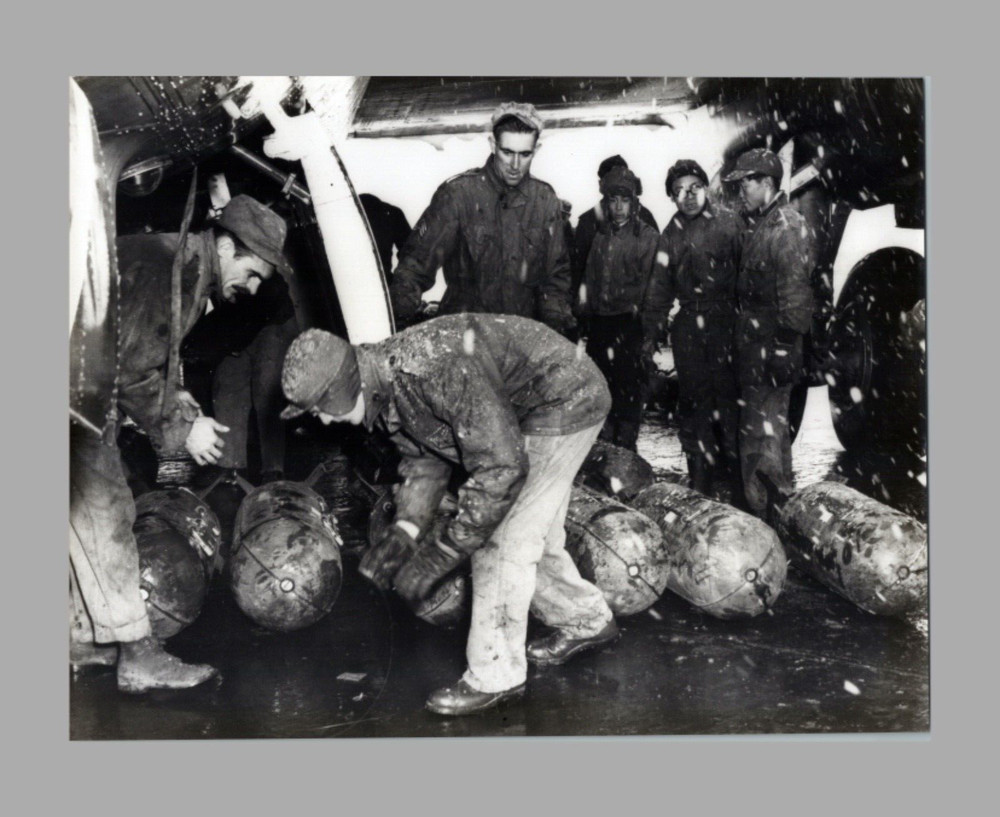 WW2 Era Photo U.S. Army Sergeant Crewman Inspecting Bombs