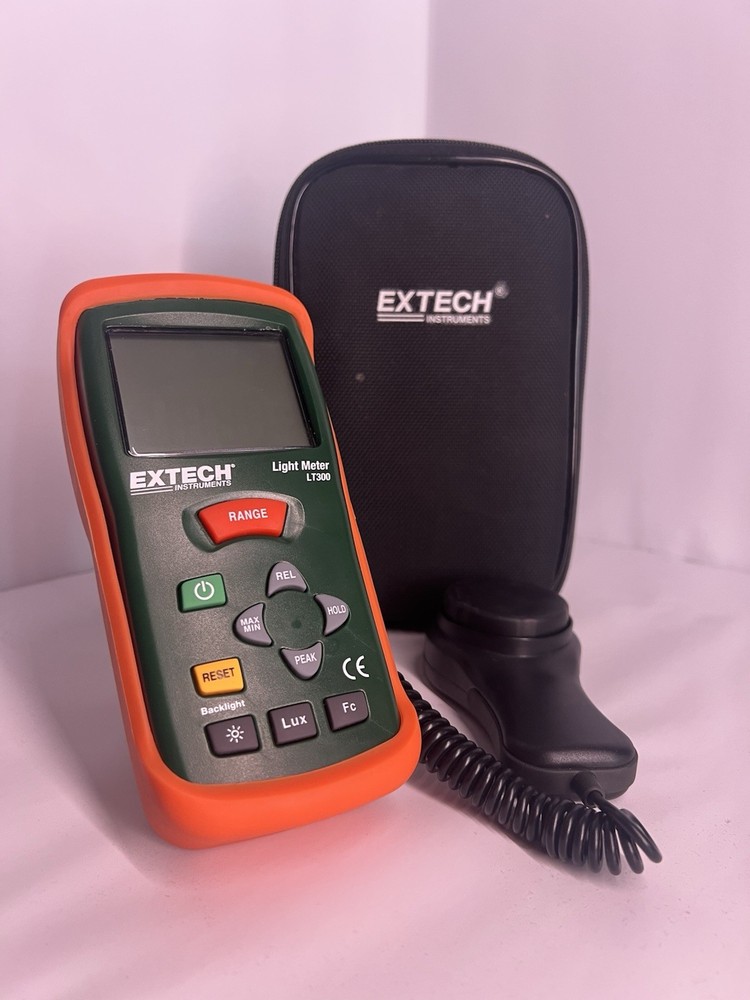 ExTech LT300 Light Meter, Analog & Digital | TESTED | NO BACK BATTERY PANEL
