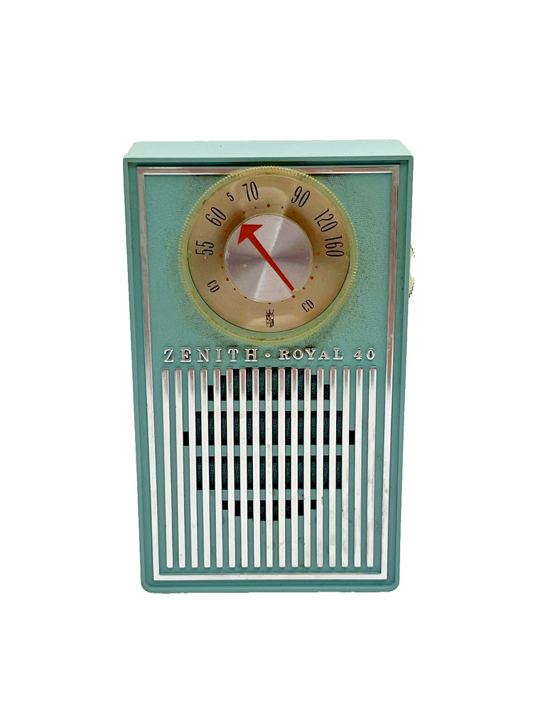 Zenith Royal 40 Transistor Radio ( TESTED )