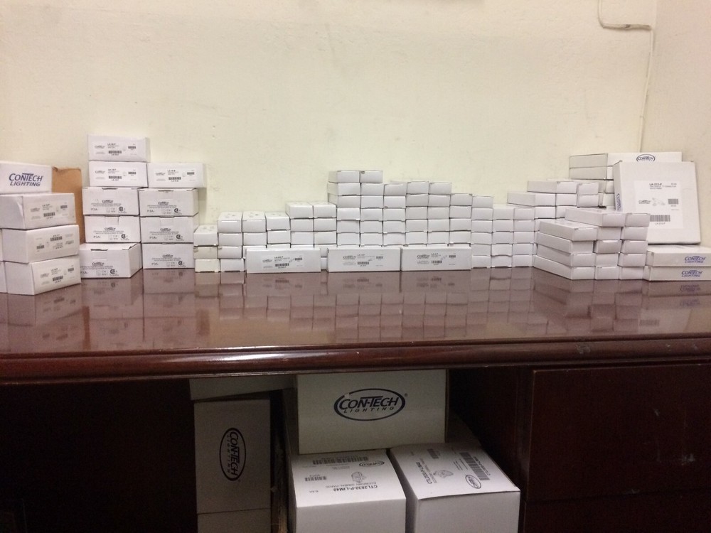 CONTECH LIGHTING LA-2-S SILVER MINI CONTECTOR