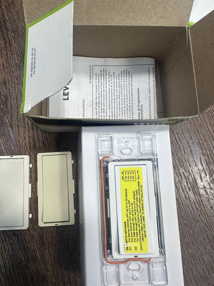 Leviton LevNet RF Wireless Push On/Off Wire-In Receiver Switch WSS10-GUZ