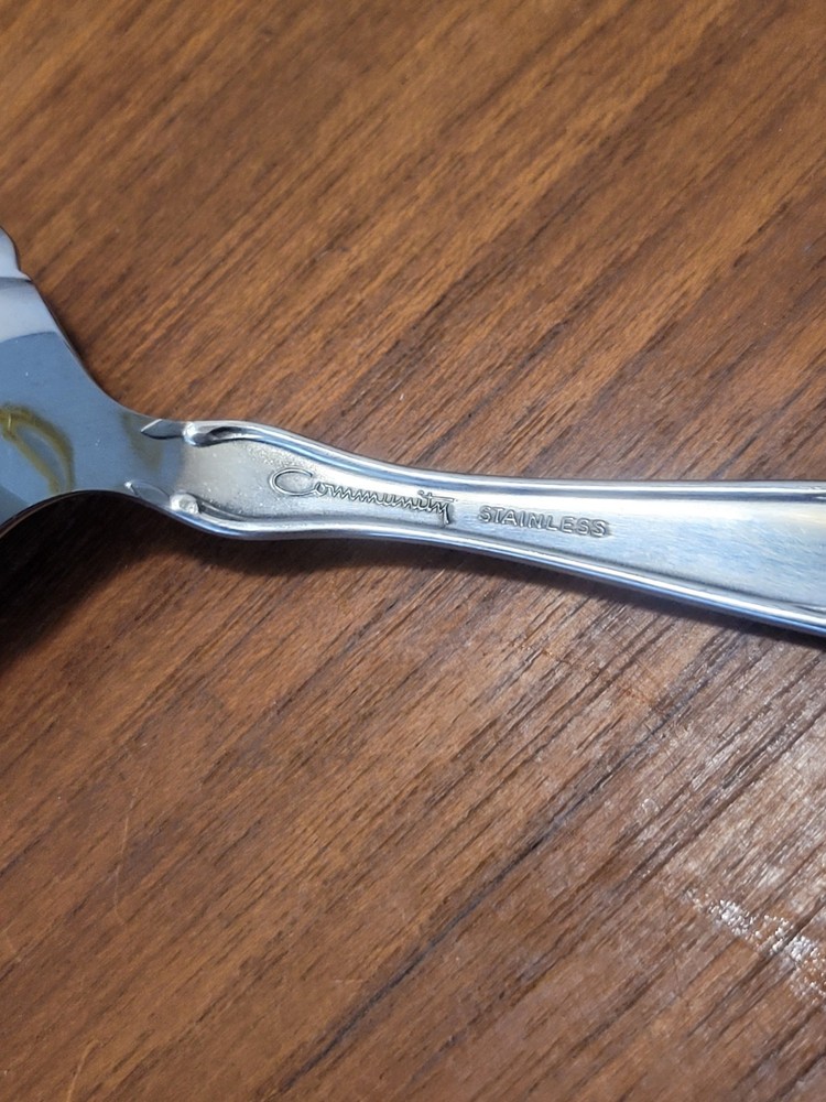 Single Oneida Community Cantata 8 3/8" Stainless Solid Serving Spoon