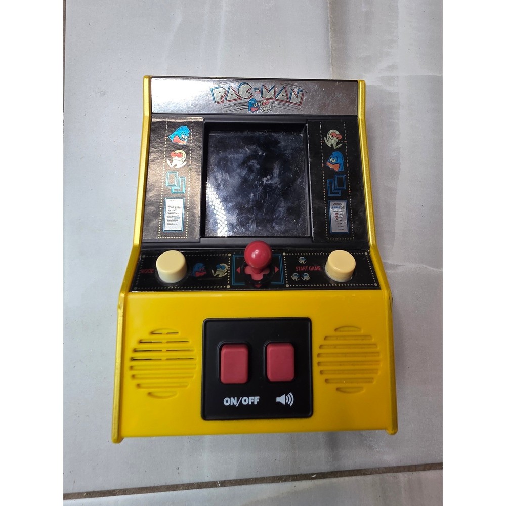 Pac-Man Mini Arcade Game Basic Fun 2020 Retro Handheld Console Yellow 09530 A6