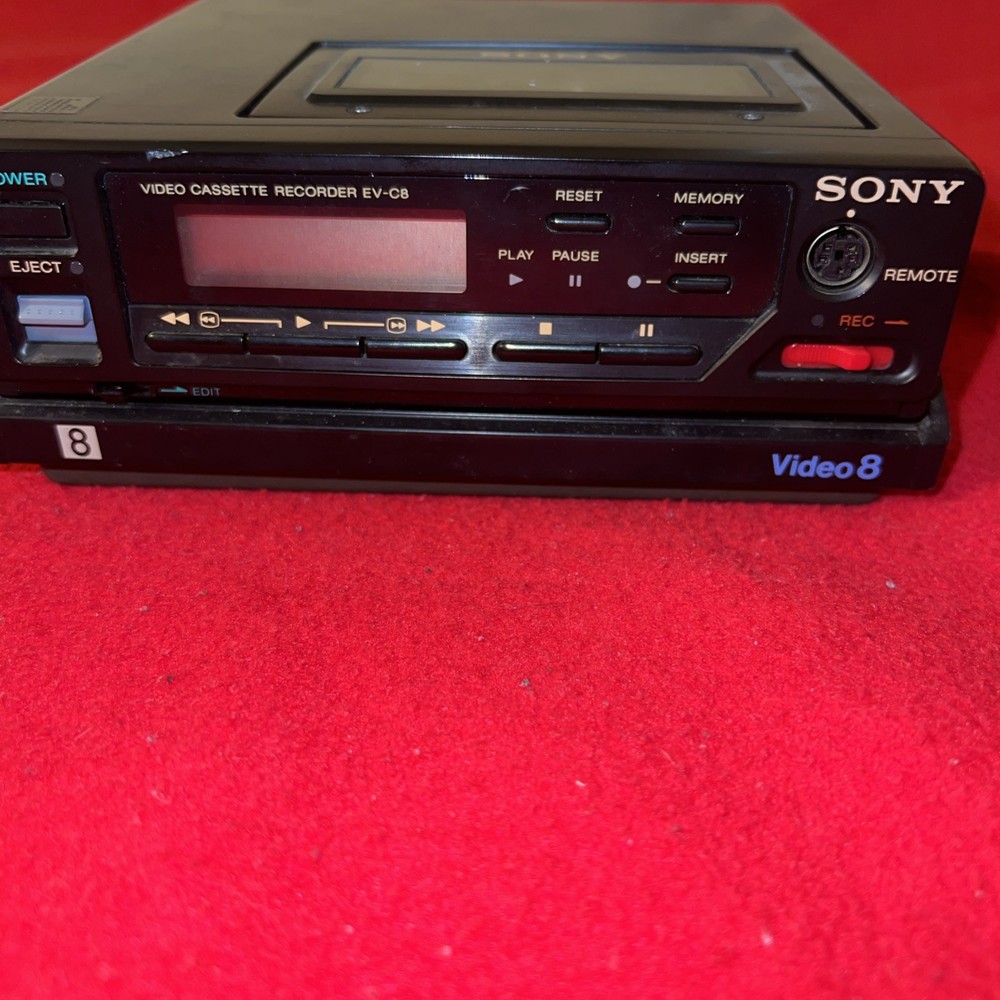 Sony EV-C8u 8mm Video Cassette Recorder