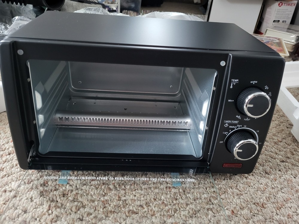 NEW OPEN BOX Chefman-4 slice countertop oven READ DESCRIPTION