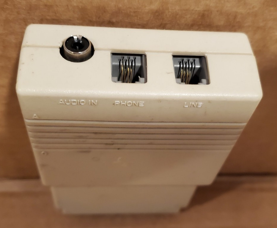 Commodore Modem 300