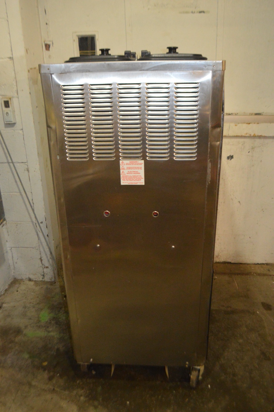 Taylor Crown C717-27 Air Cooled Soft Serve Ice Cream Machine - Single Phase